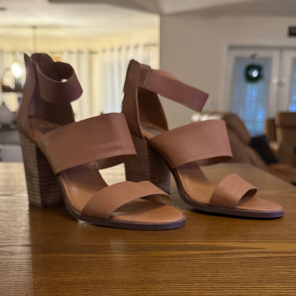 Dolce Vita Tan Block Heel Sandals